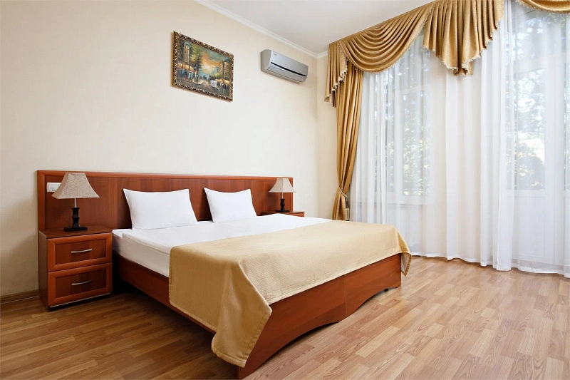 Люкс 2–местный 2-комнатный Люкс (Дача Генерала Макарова)